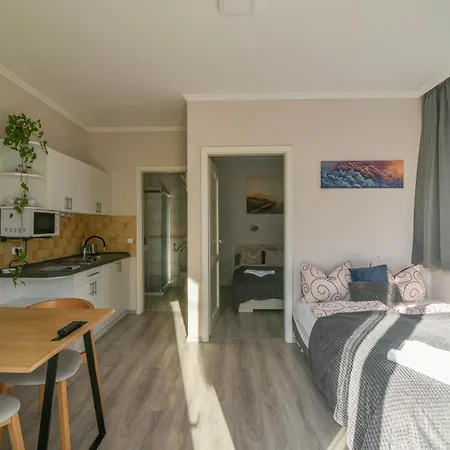 Helka Apartmanhaz Balatonlelle