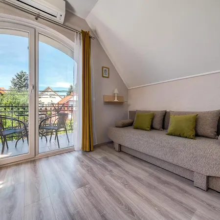 Helka Apartmanhaz