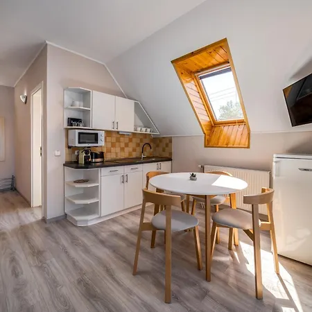 Apartment Helka Apartmanhaz