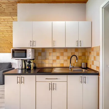 דירה Helka Apartmanhaz