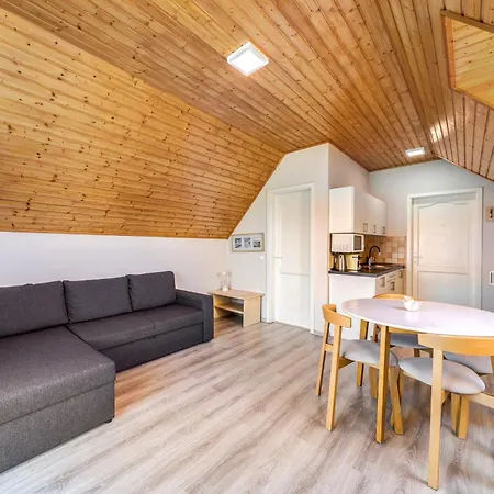 Apartment Helka Apartmanhaz