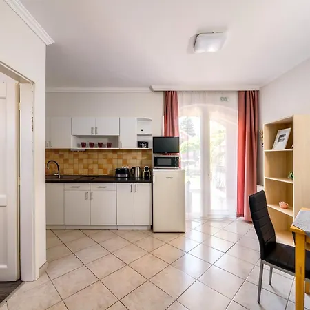 Апартаменты Helka Apartmanhaz