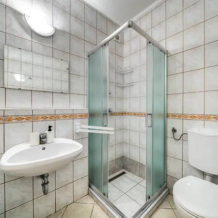 Helka Apartmanhaz Apartment