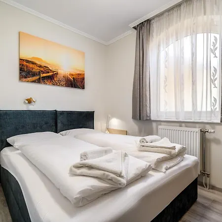 Helka Apartmanhaz Apartment *
