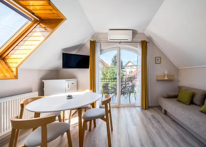 Helka * Balatonlelle