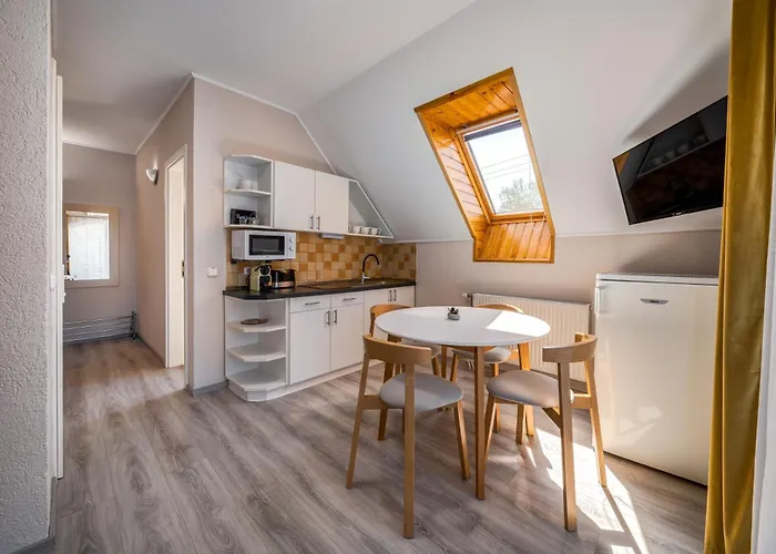 דירה Helka Apartmanhaz