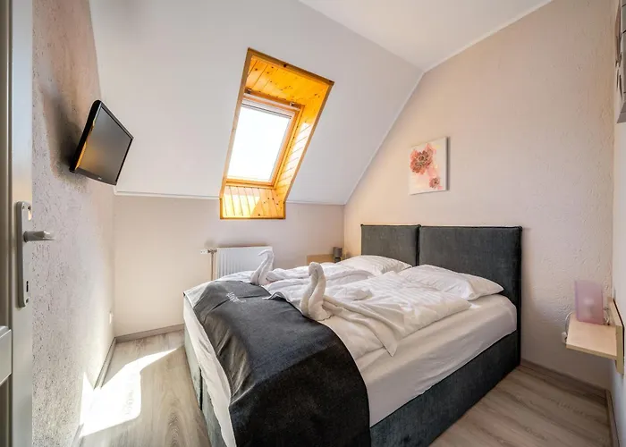 Helka * Balatonlelle