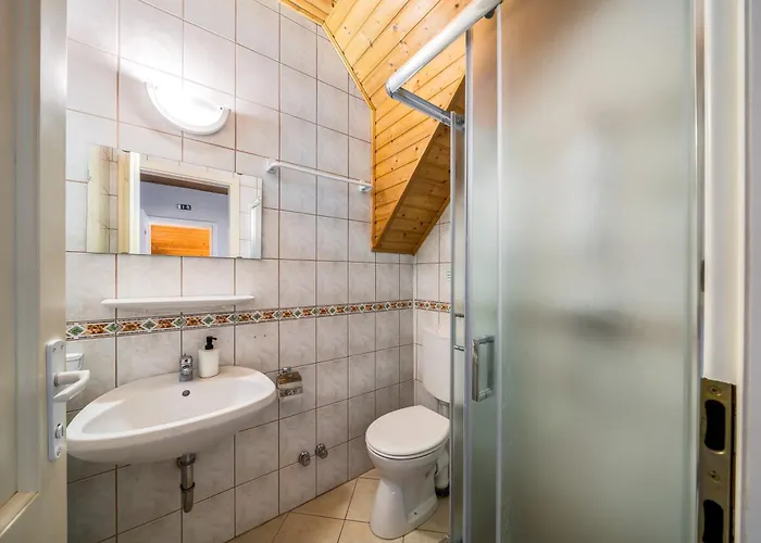 Helka Apartmanhaz דירה