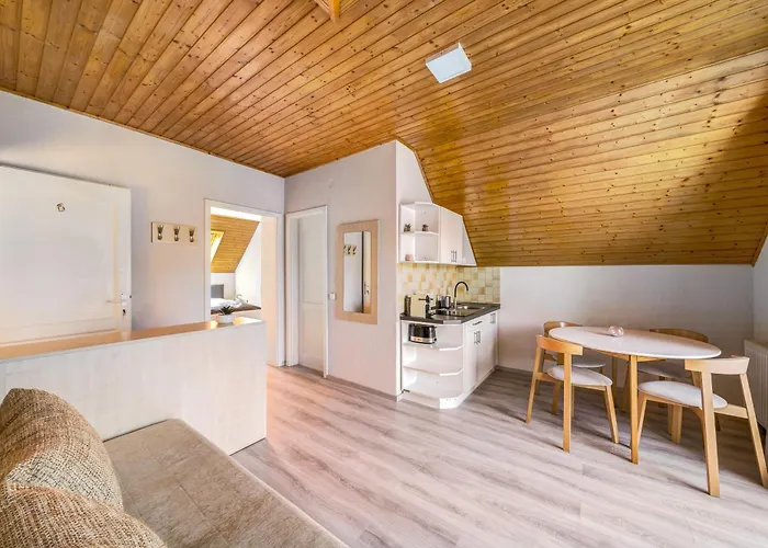 Helka * Balatonlelle