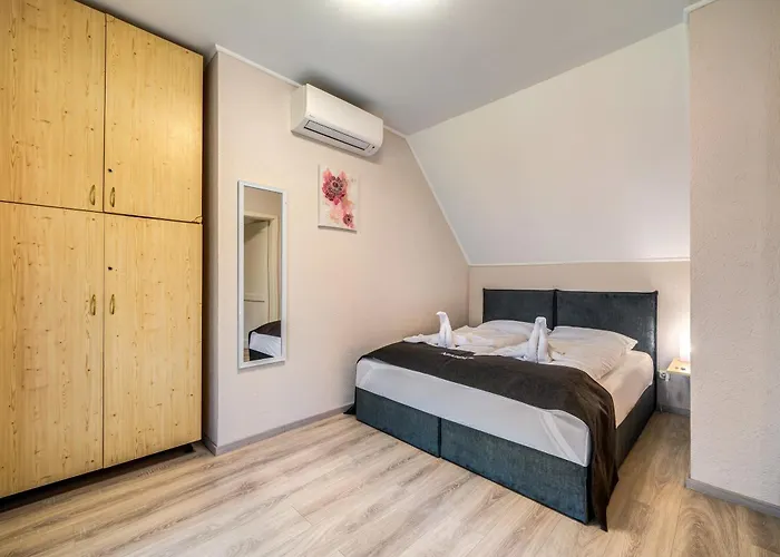 דירה Helka Apartmanhaz